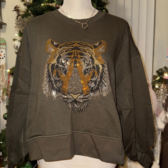 ☃️BOGO50%☃️🆕🌿EXPRESSED SOCIETY: OLIVE Tiger Crew Neck Sweatshirt SMALL - Picture 3 of 11